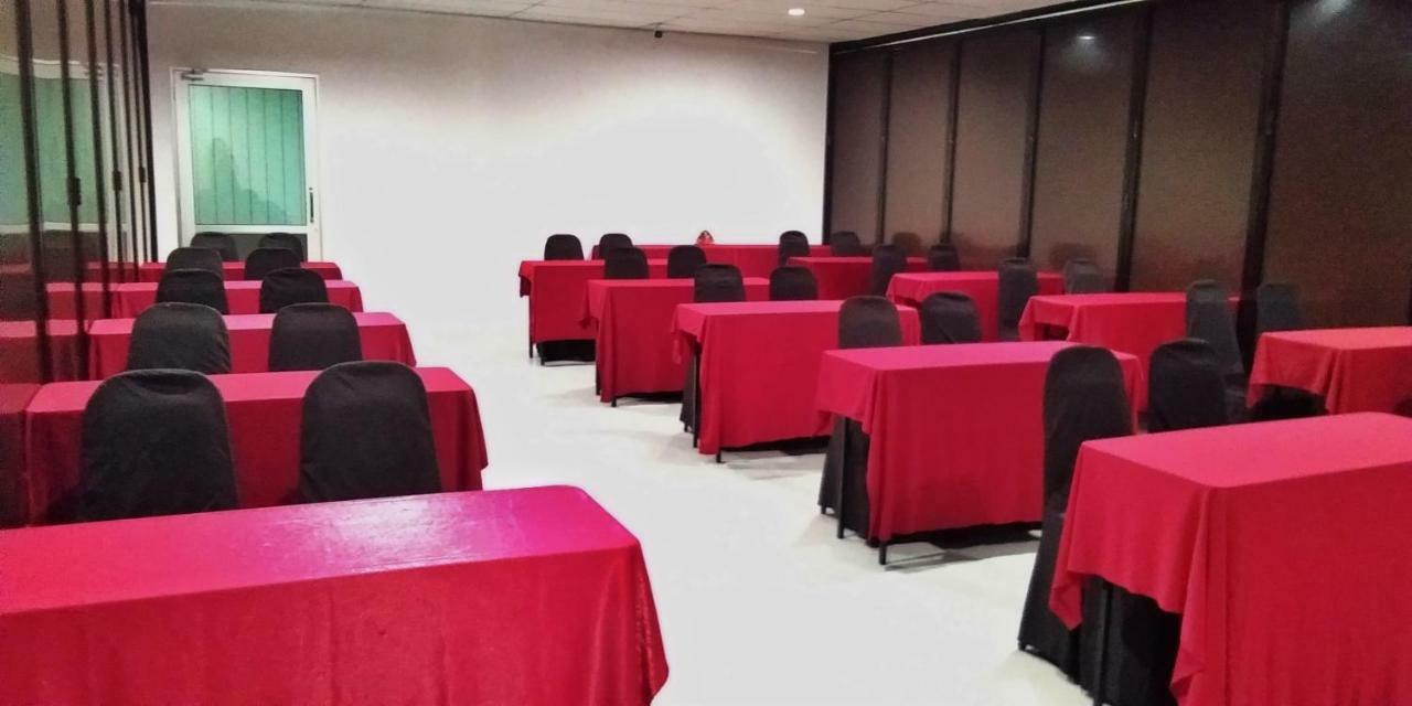 Merilton Hotel Sungai Petani Exterior foto